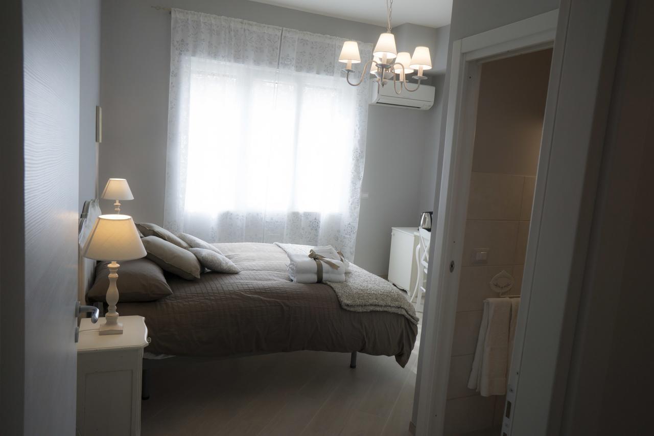 B&B Donna Ada Σαλέρνο Εξωτερικό φωτογραφία