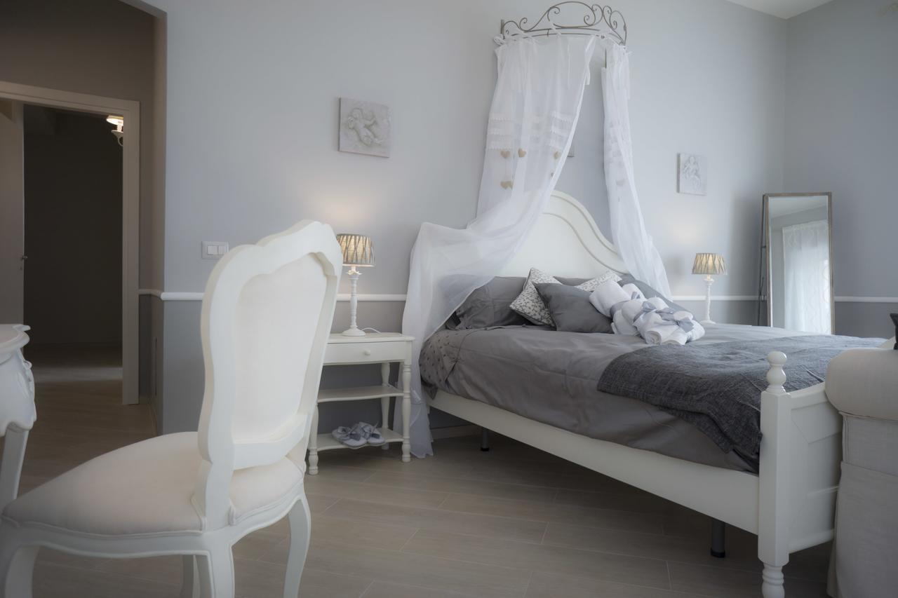 B&B Donna Ada Σαλέρνο Εξωτερικό φωτογραφία