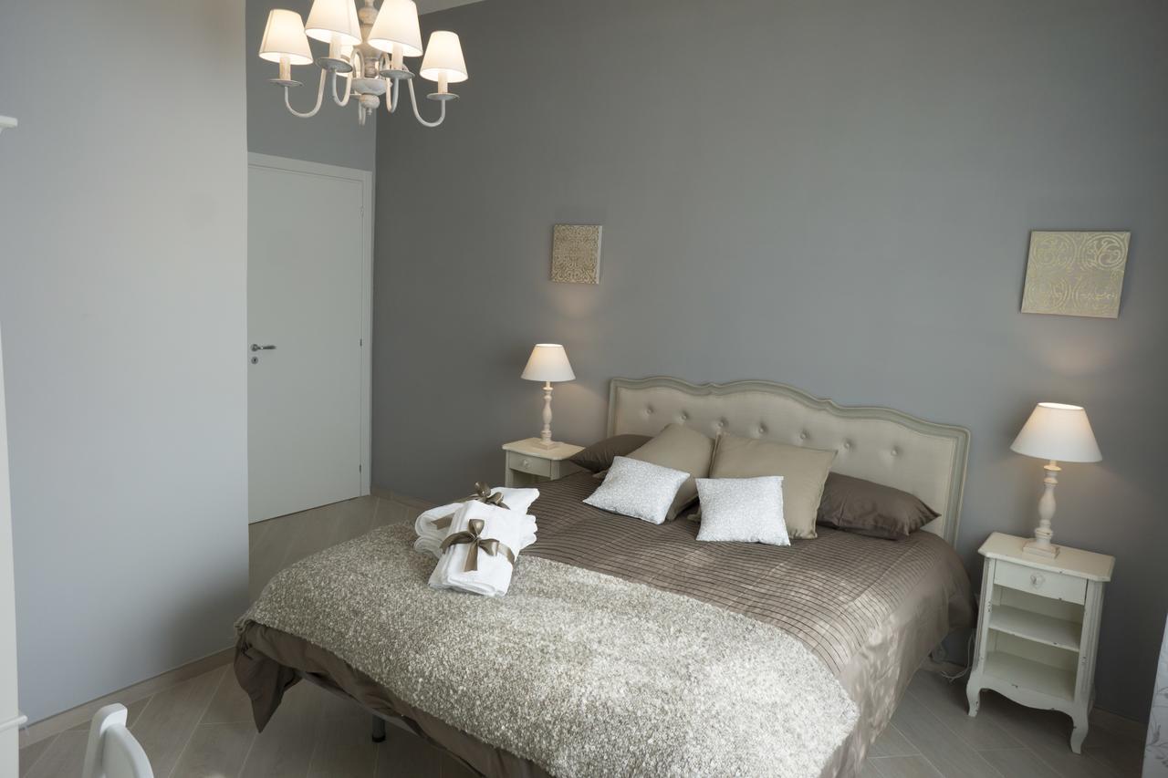 B&B Donna Ada Σαλέρνο Εξωτερικό φωτογραφία